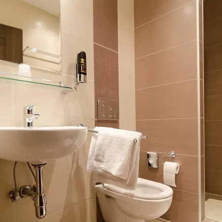 Beryl Guest house